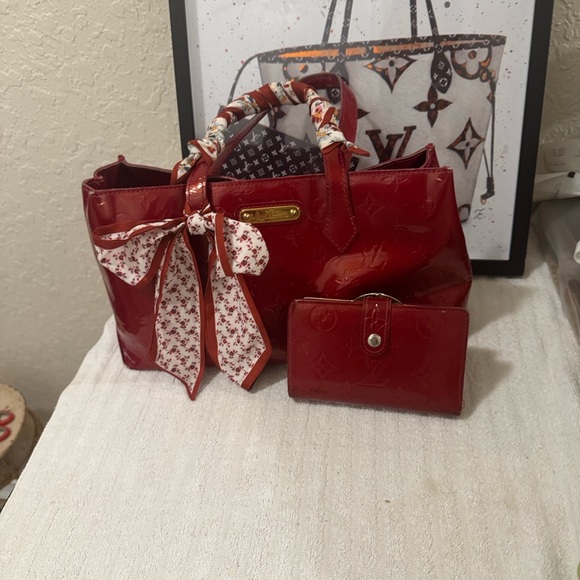 Louis Vuitton Cherry Red Tote and Wallet Set - Picture 1 of 2